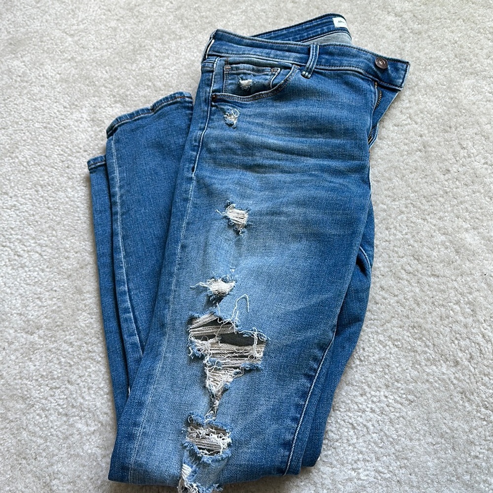 Abercrombie & Fitch The Super Skinny Mid Rise Size 12 Long.